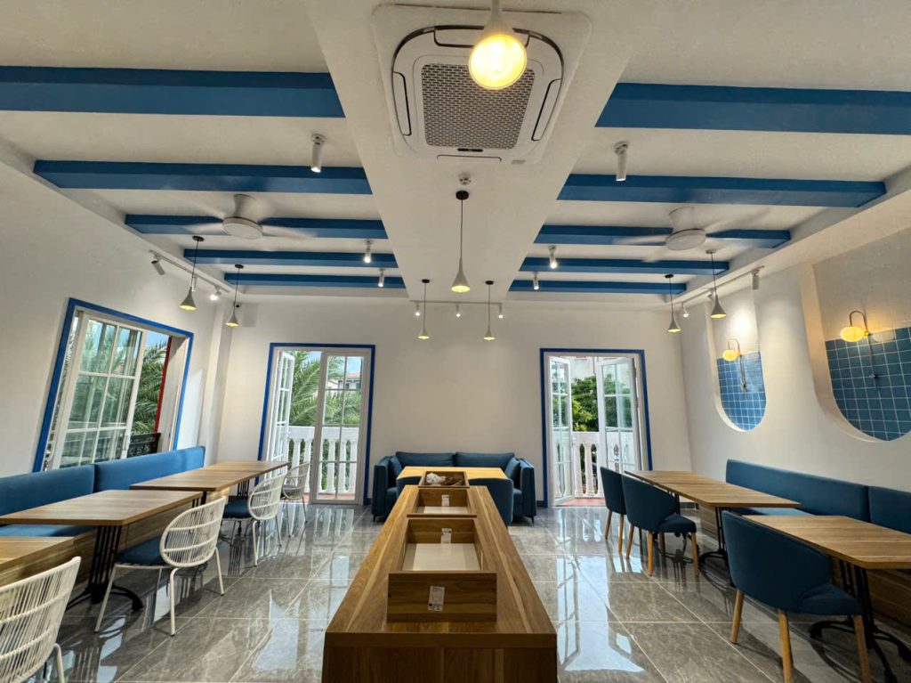 Thiết kế nhà hàng Phú Quốc phong cách Mediterranean Coastal bởi Roma Design